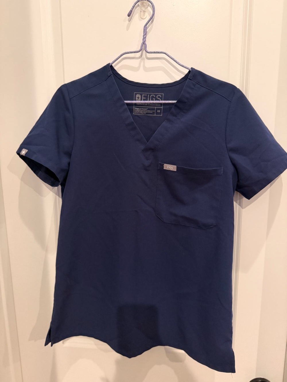 Women's Navy Scrub Bundle - Picture 2 of 7